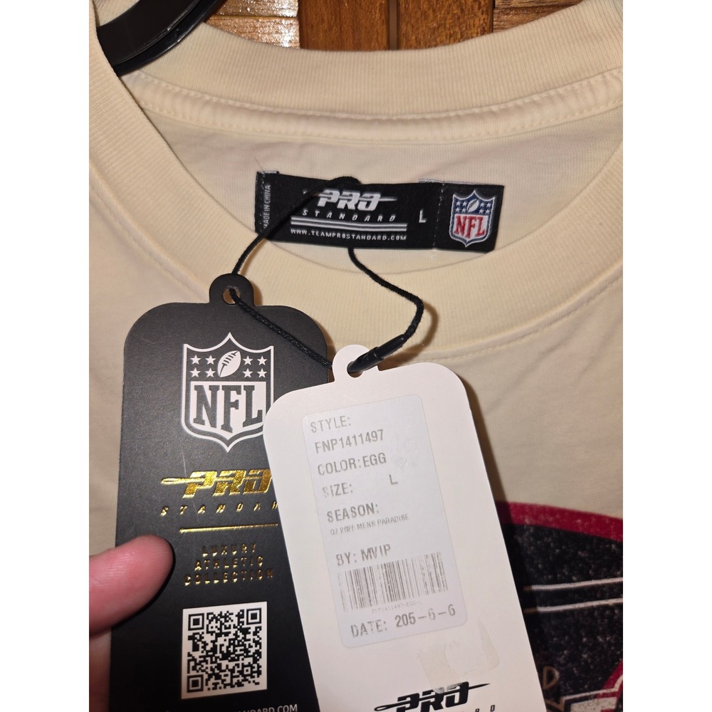 Pro Standard New England Patriots Mens Paradise Sleeveless Shirt Large - Picture 3 of 6